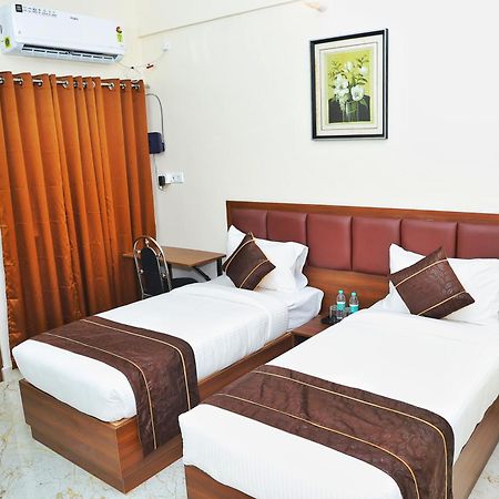 チェンナイ Jn Residency Perungudi Bed & Breakfast エクステリア 写真