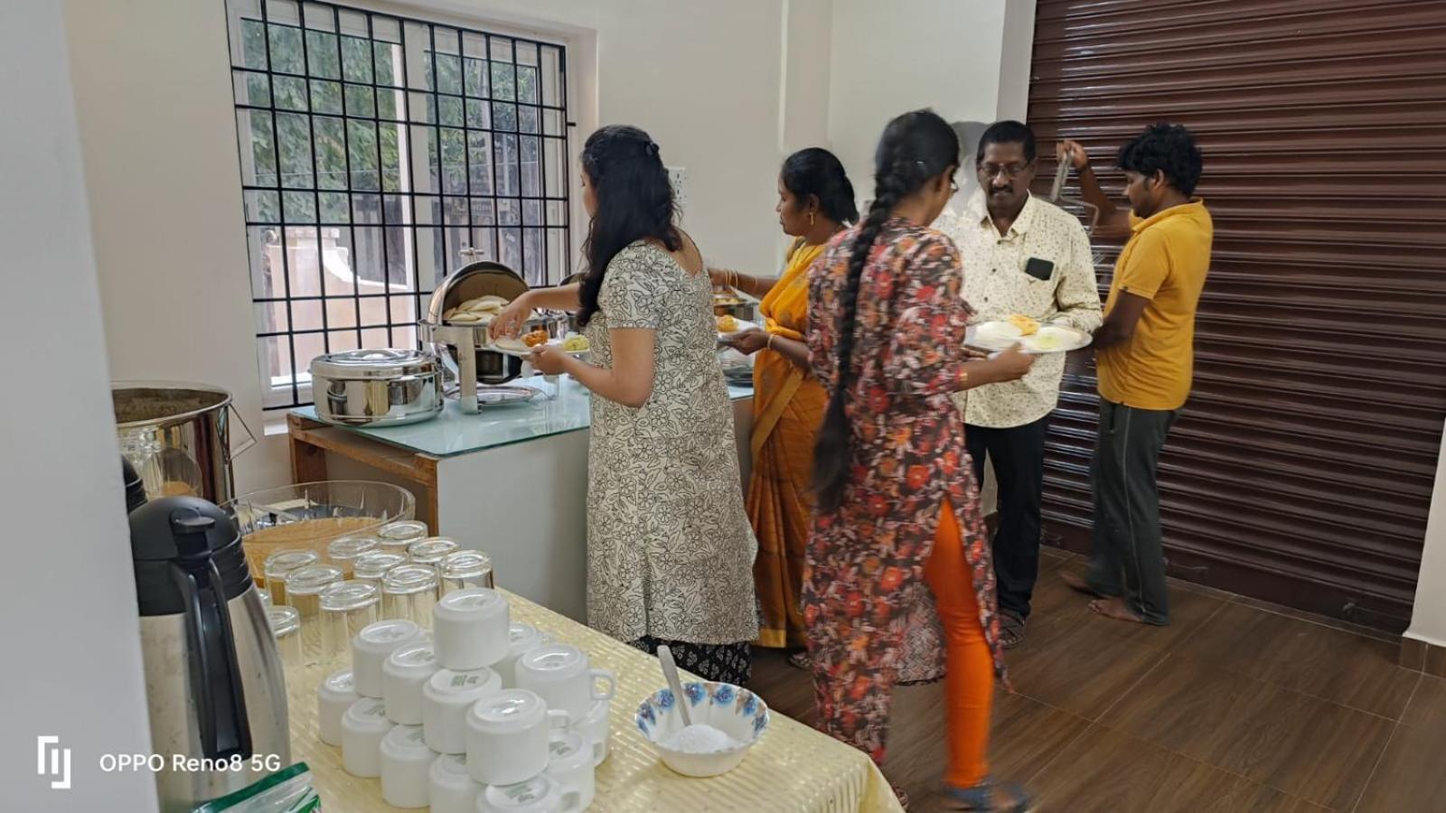 チェンナイ Jn Residency Perungudi Bed & Breakfast エクステリア 写真